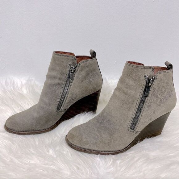 Lucky Brand | suede wedge ankle booties 6M tan. - Picture 2 of 9